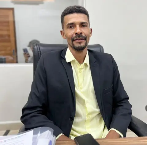 A Câmara Municipal de Sumé realizou, na noite desta terça-feira (15), mais uma sessão o...