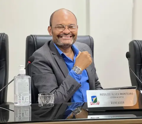 A Câmara Municipal de Sumé realizou, na noite desta terça-feira (27), mais uma sessão o...
