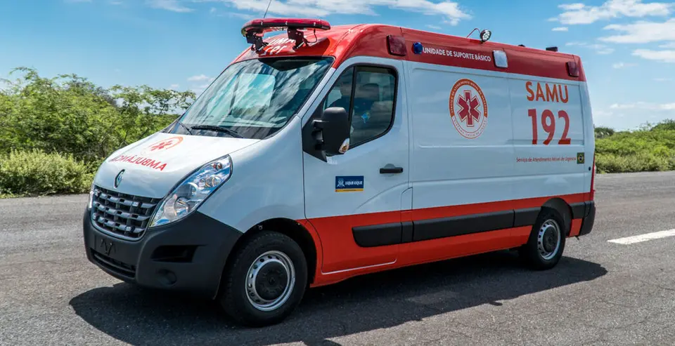 Prefeito Manezinho Lourenço e vereador Jeffeson Menezes garantem nova ambulância do SAMU para Sumé com apoio do deputado Luiz Couto