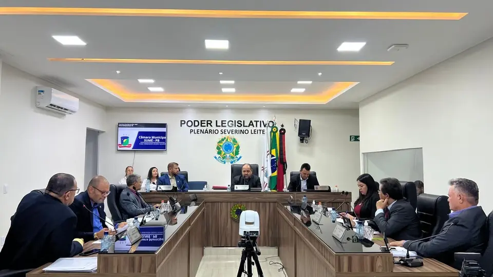 Câmara de Sumé debate LDO 2027 e aprova projetos importantes durante sessão ordinária