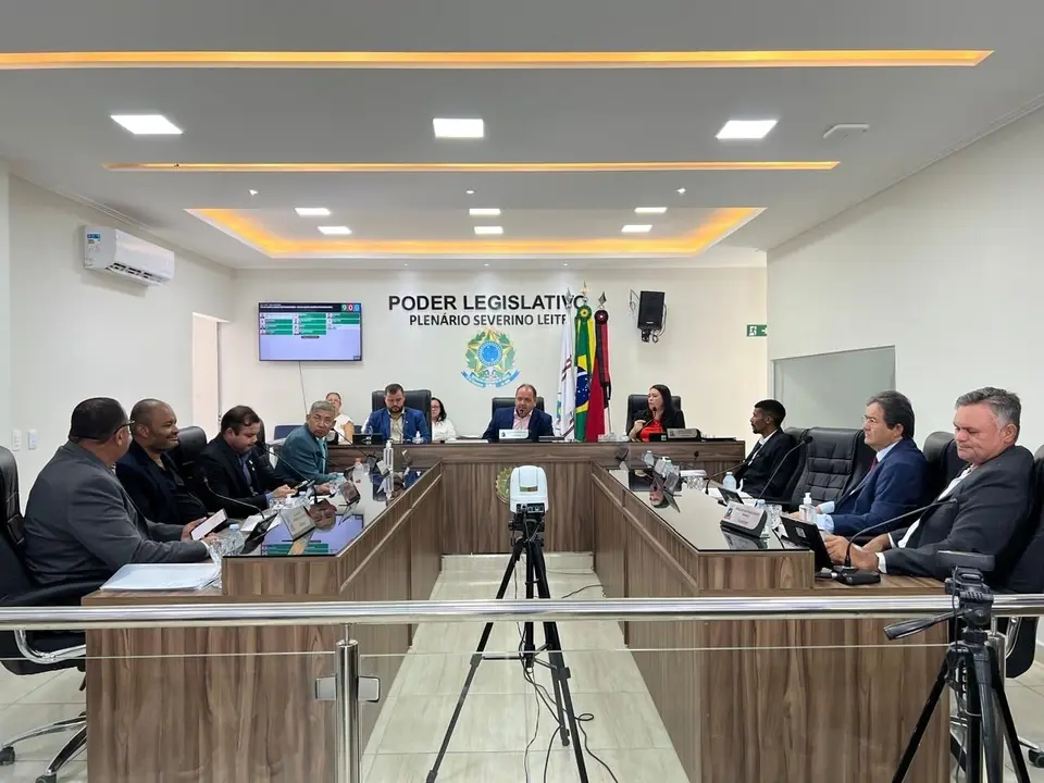 Câmara de Sumé inicia trabalhos legislativos de 2026 com aprovação de reajuste salarial para ACS e ACE