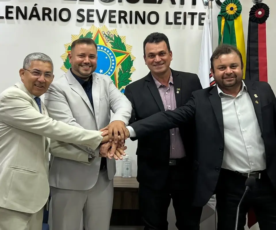 Câmara de Sumé realiza sessão e elege Mesa Diretora para o biênio 2027/2028