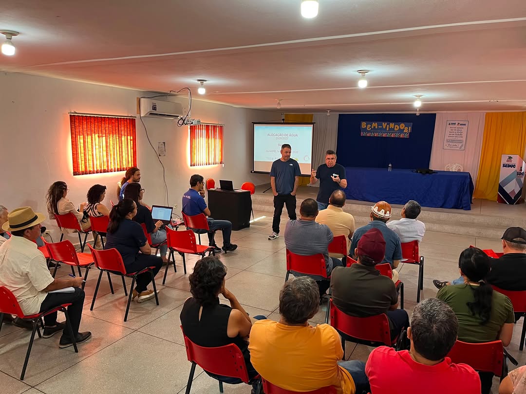 Representantes de diversos órgãos e instituições participaram de uma importante reunião...
