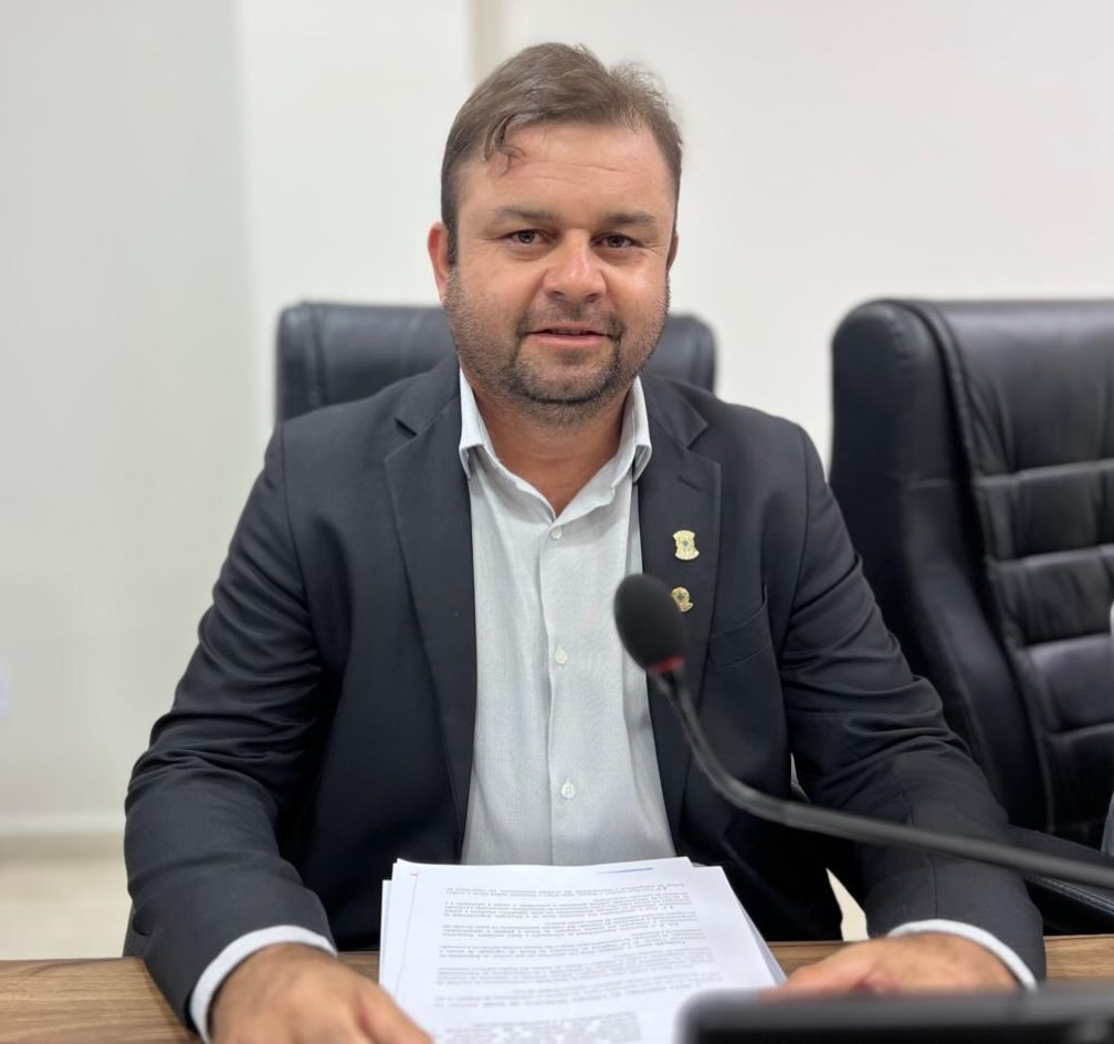 A Câmara Municipal de Sumé realizou, na noite desta terça-feira (11), mais uma sessão o...