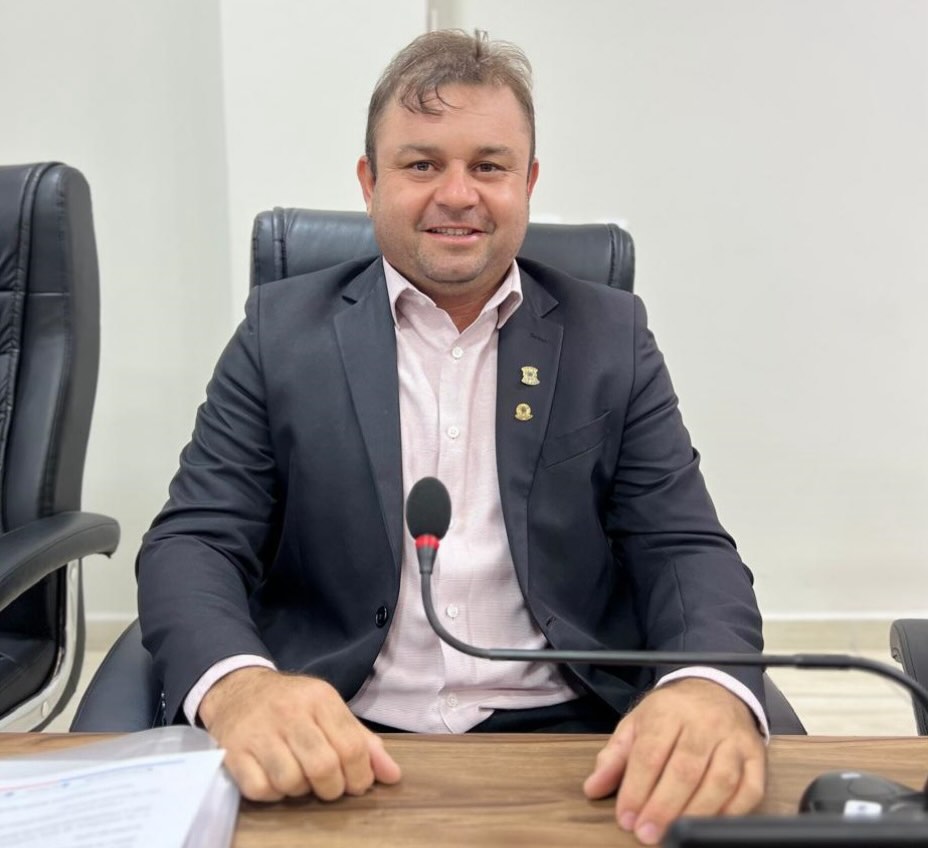 A Câmara Municipal de Sumé realizou, na noite desta terça-feira (15), mais uma sessão o...
