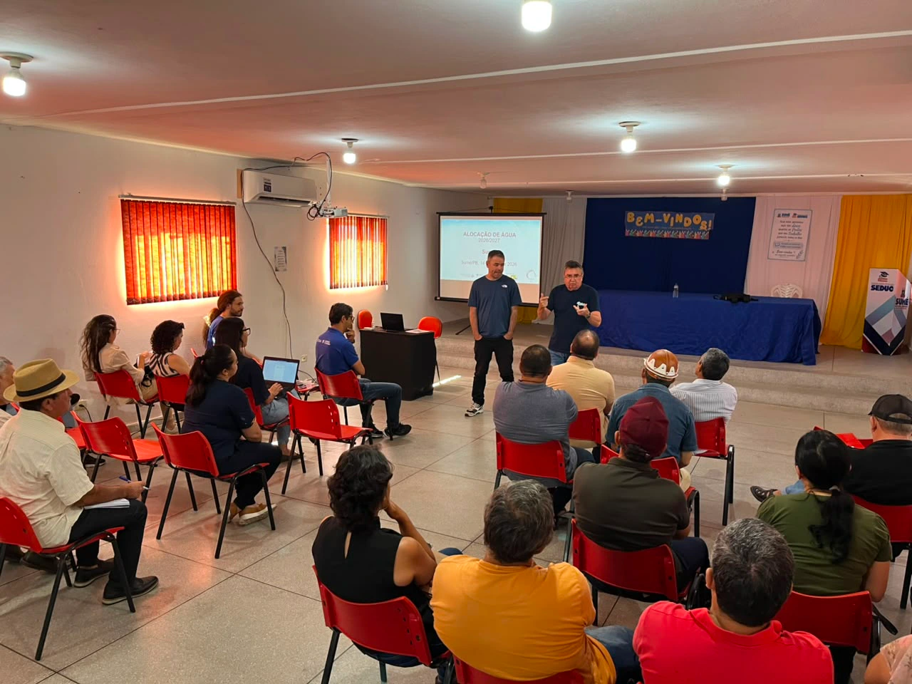 Vereadores participam de reunião sobre alocação de água e cobram resposta da AESA sobre estudo para transposição até o Açude de Sumé